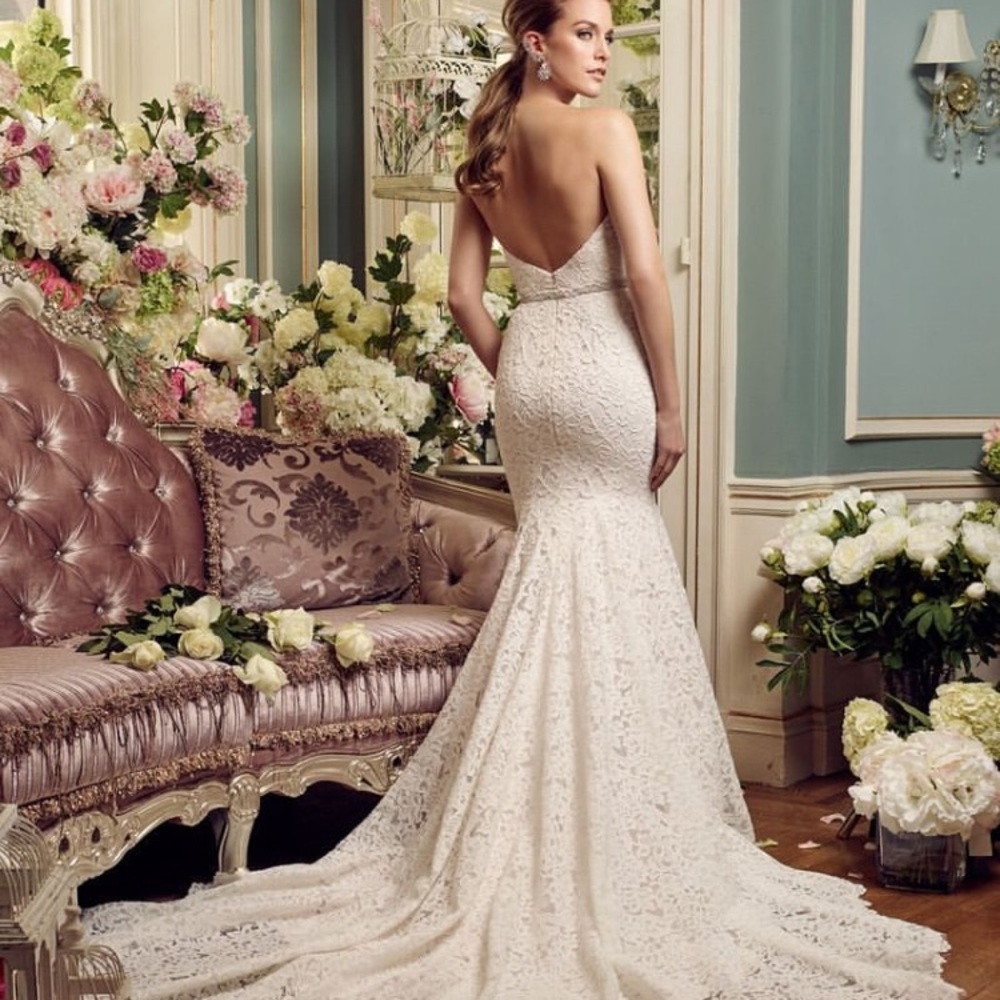 Mikaela bridal gown